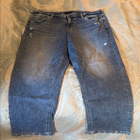 Maurice’s Edgely Distressed Blue Boyfriend Jeans - Picture 1 of 7